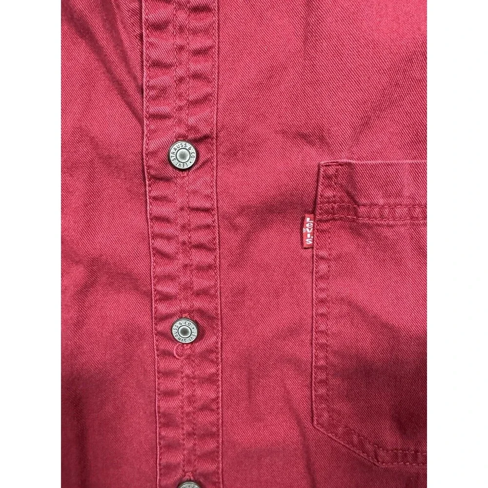 VIntage Levi's Denim Shirt Men's Large Red Tab Metal Buttons 2 Pockets 90's